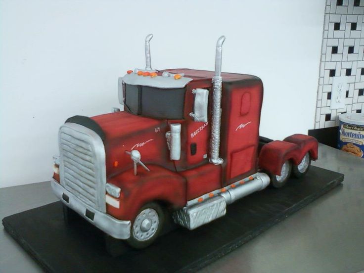 Semi Truck Cake