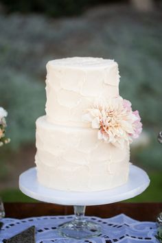 Simple Wedding Cake