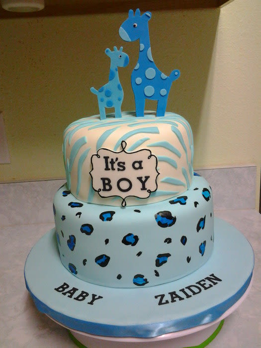 Baby Shower Giraffes Cake