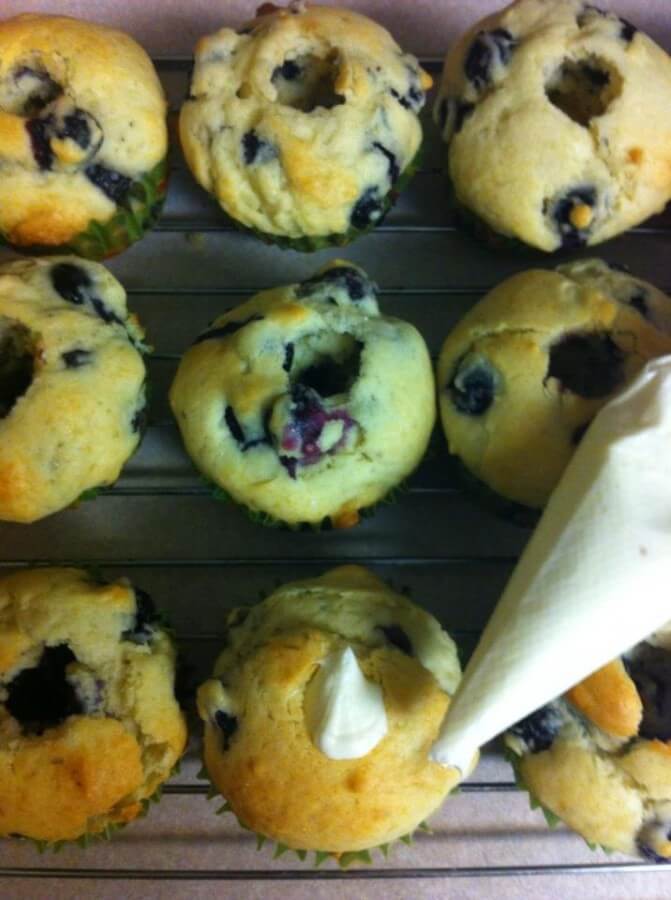 Blueberry Filling Cupcakes