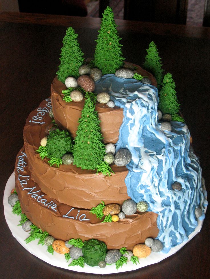 Cake with Waterfall