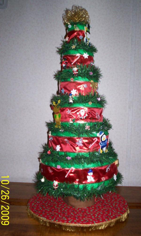 Christmas Tree Diaper Cake