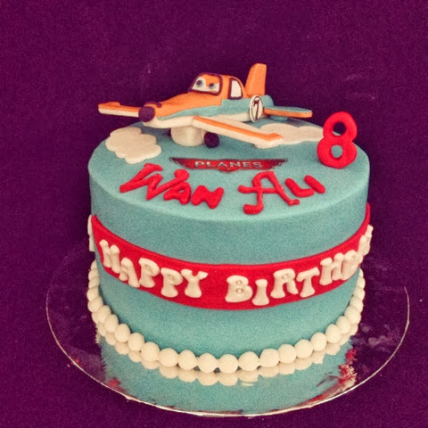 Disney Planes Cake