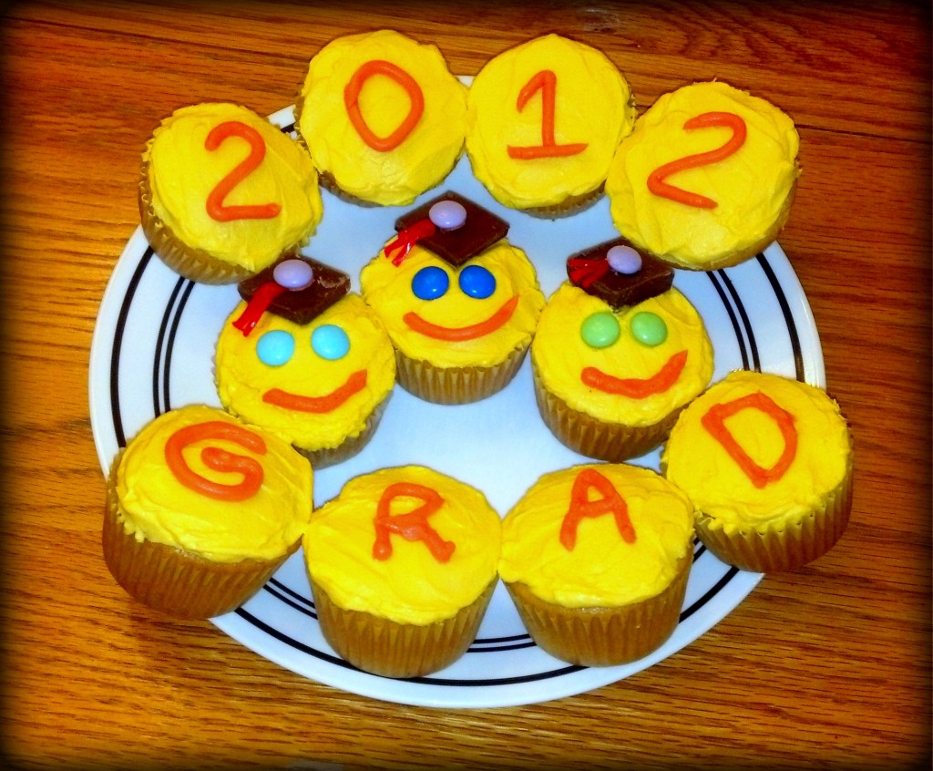 Graduation Cupcake Decorating Ideas