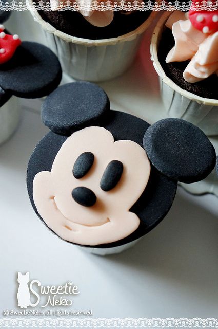 Mickey Mouse Cupcakes