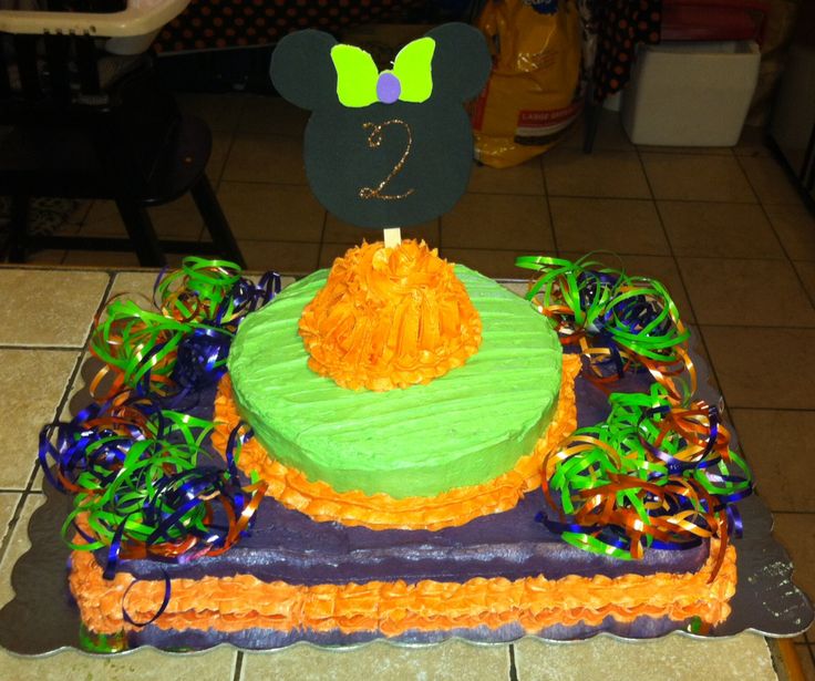 Minnie Mouse Halloween Birthday Cake