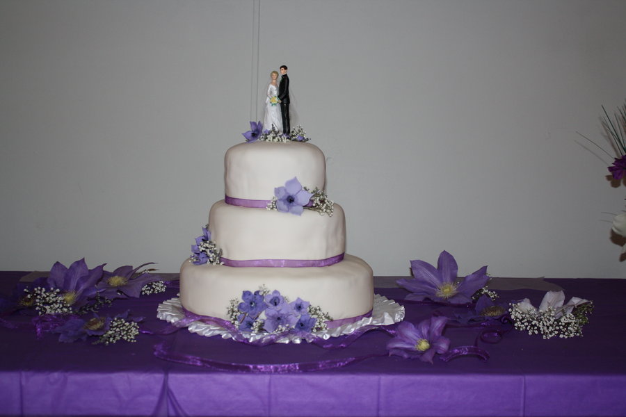 Purple Themed Wedding Cake