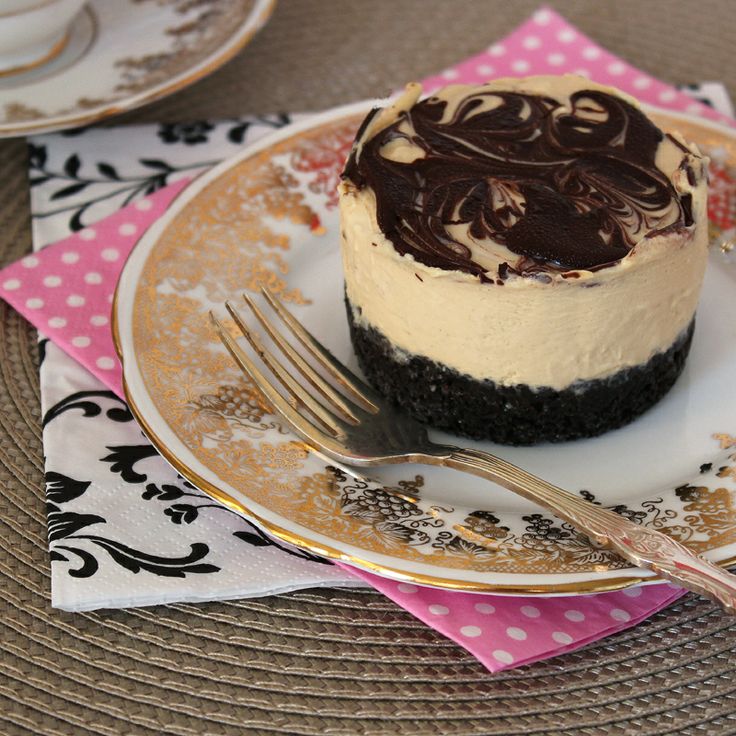 Bailey's Irish Cream Mini Cheesecakes