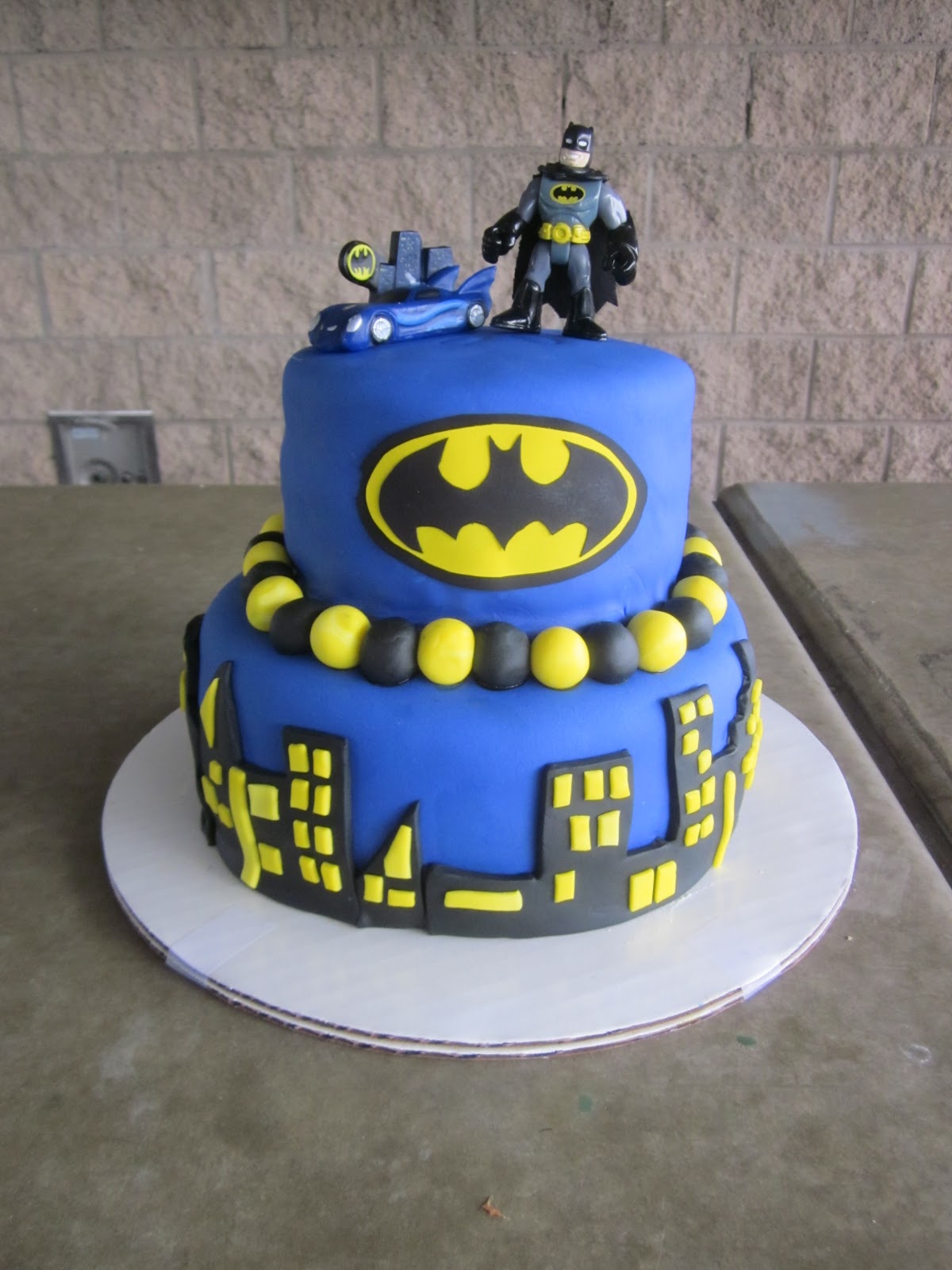 Batman Girl Cake