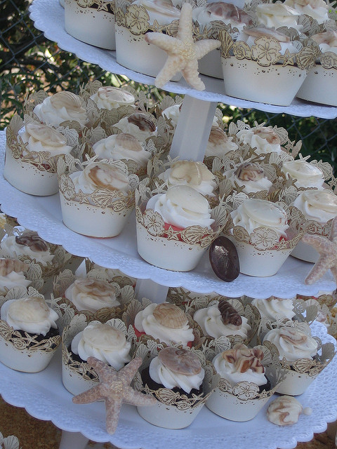 Beach Theme Wedding Cupcakes