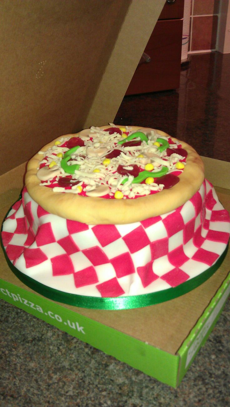 Birthday Cake That Looks Like Pizza