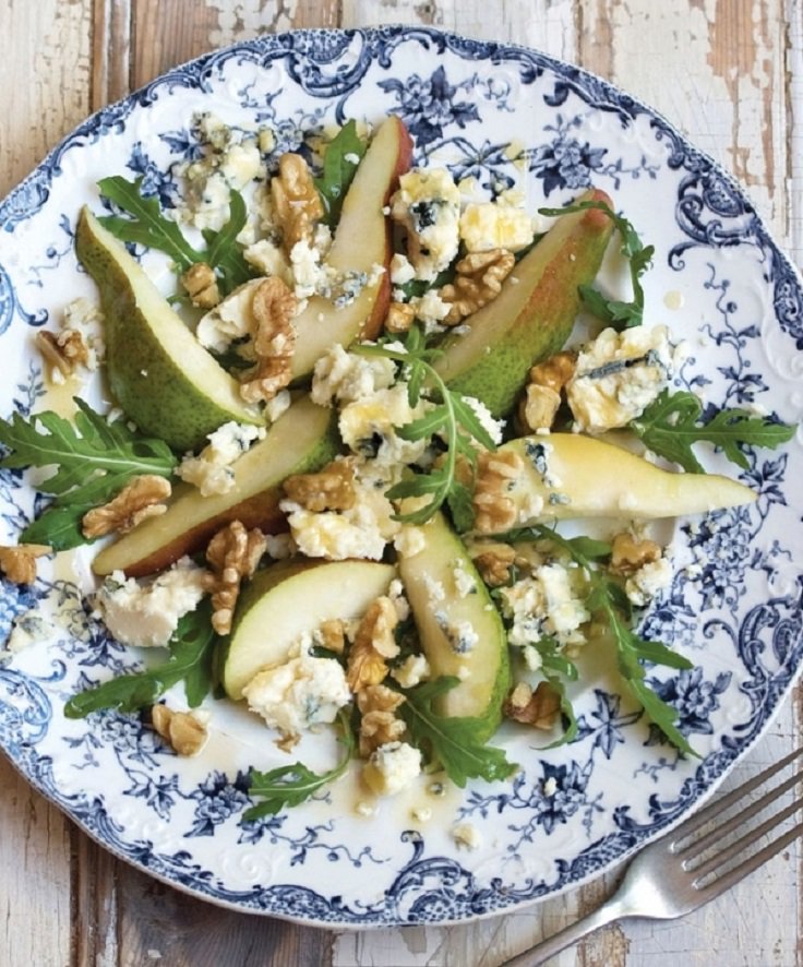 Blue Cheese Pear and Walnut Salad