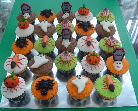 Cake Boss Halloween Cupcakes