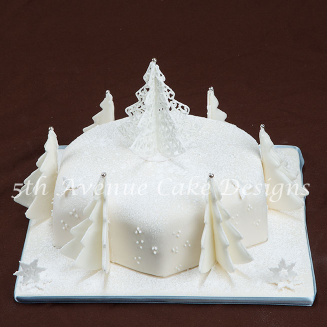 Christmas Cake with Royal Icing