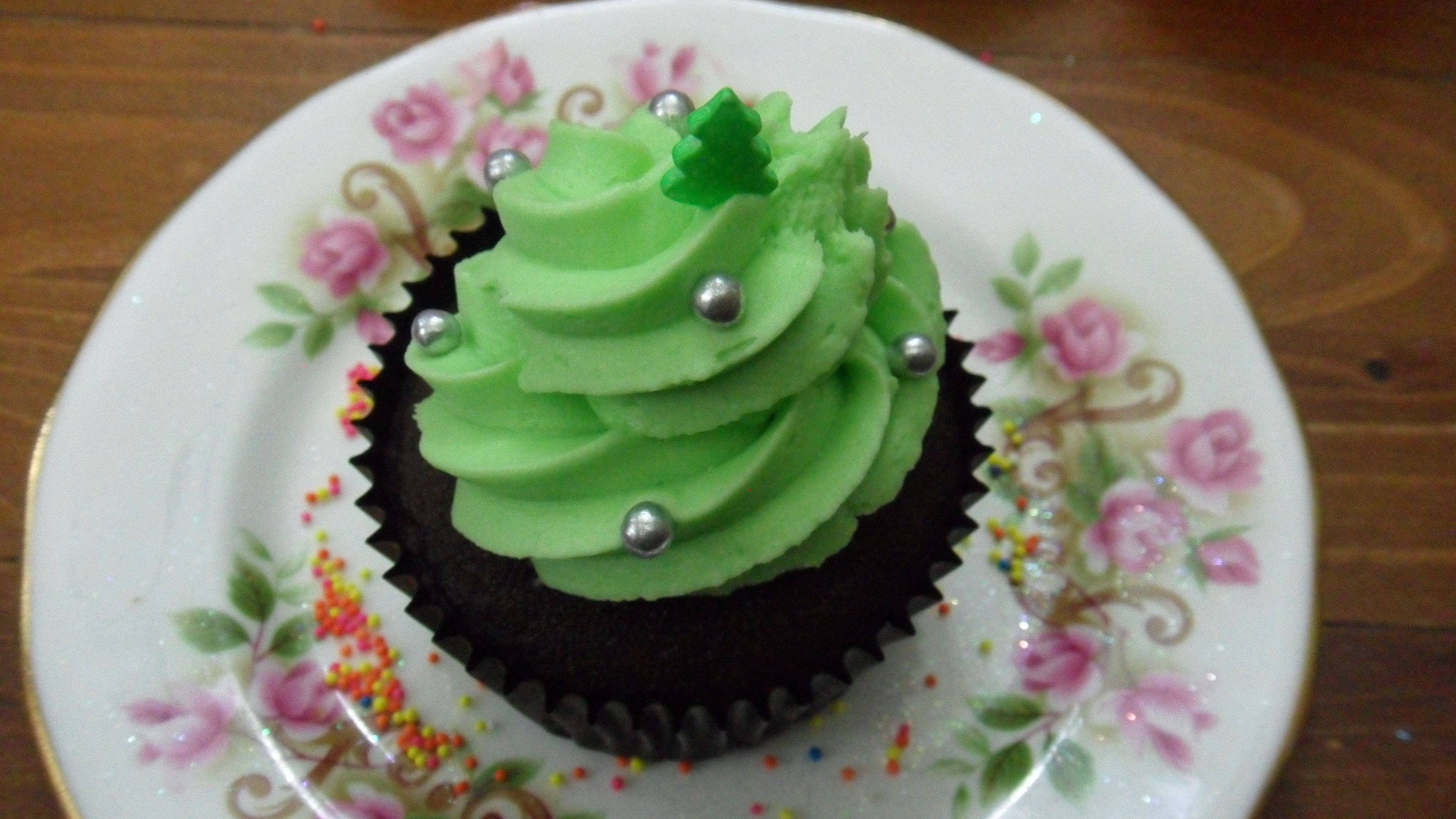 Christmas Cupcake Decoration