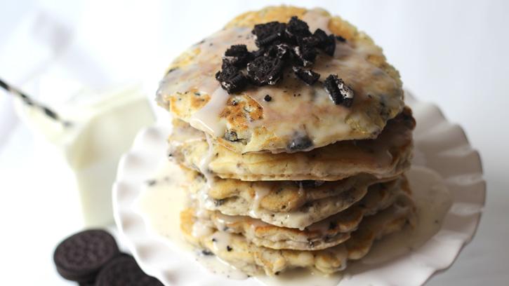 Cookies and Cream Pancakes