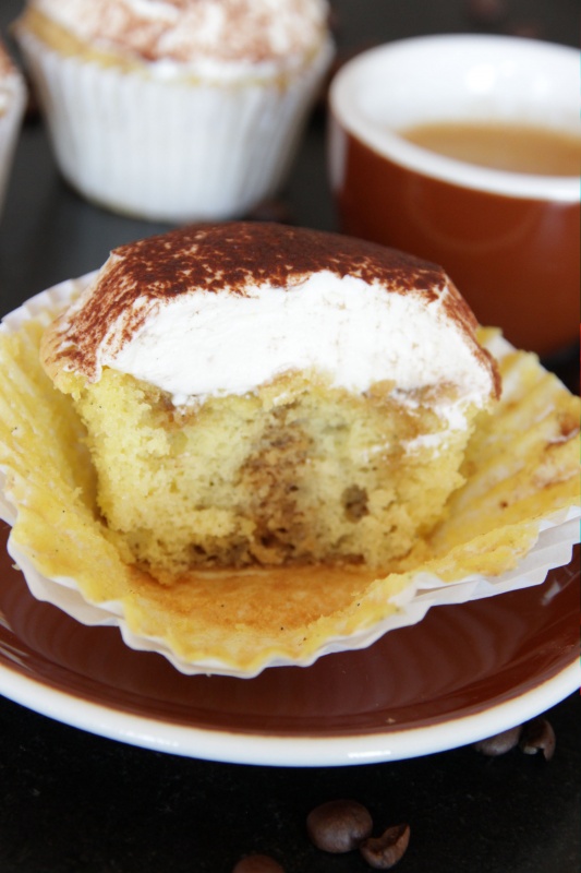 Cupcake Tiramisu with Mascarpone Cream