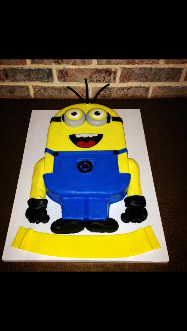 Despicable Me Minion Sheet Cake