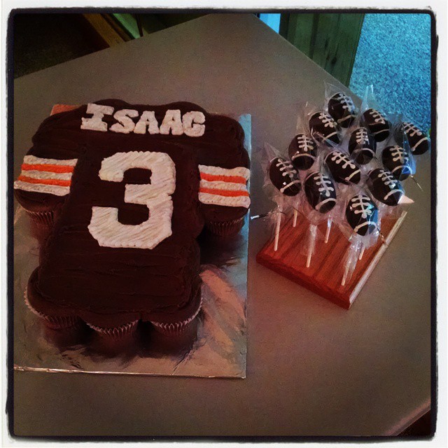 Football Jersey Cupcake Cake