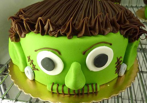 10 Photos of Halloween Cakes From Cake Boss