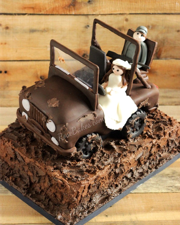 Grooms Jeep Wedding Cake