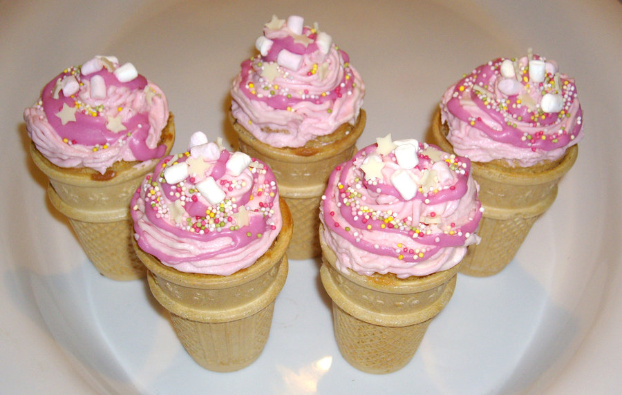 6 Photos of Pink Ice Cream Cone Cupcakes