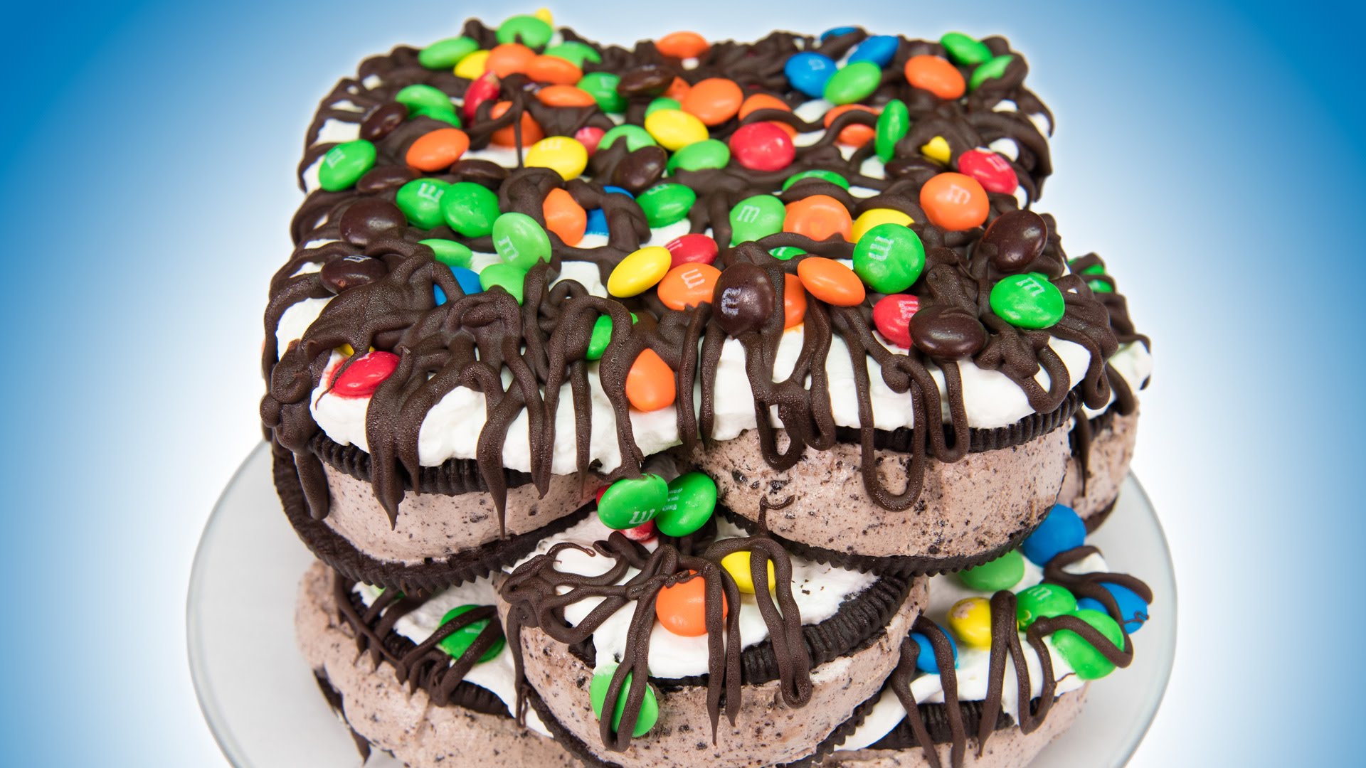 Ice Cream Sandwich Cake with Oreo Cookies