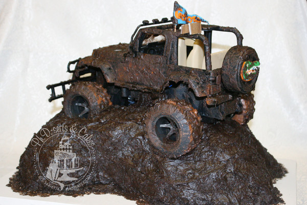 Jeep Mudding Wedding Cake