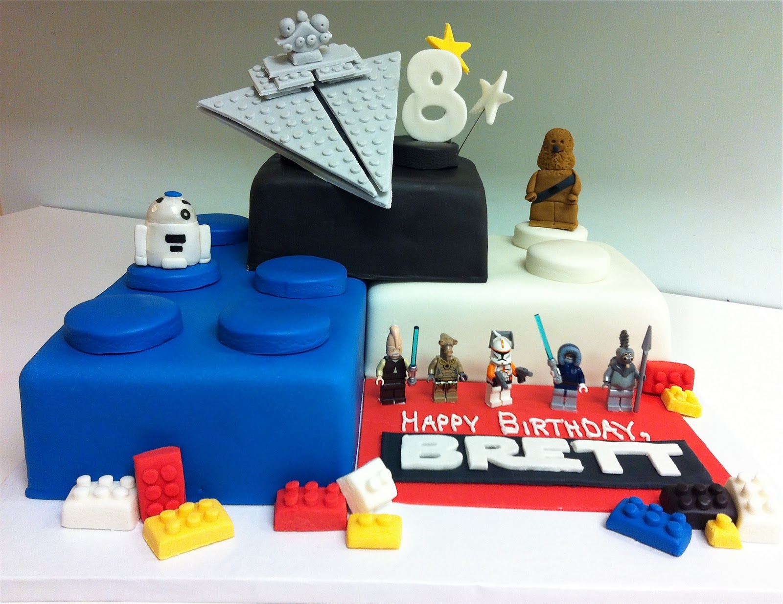 LEGO Star Wars Cake