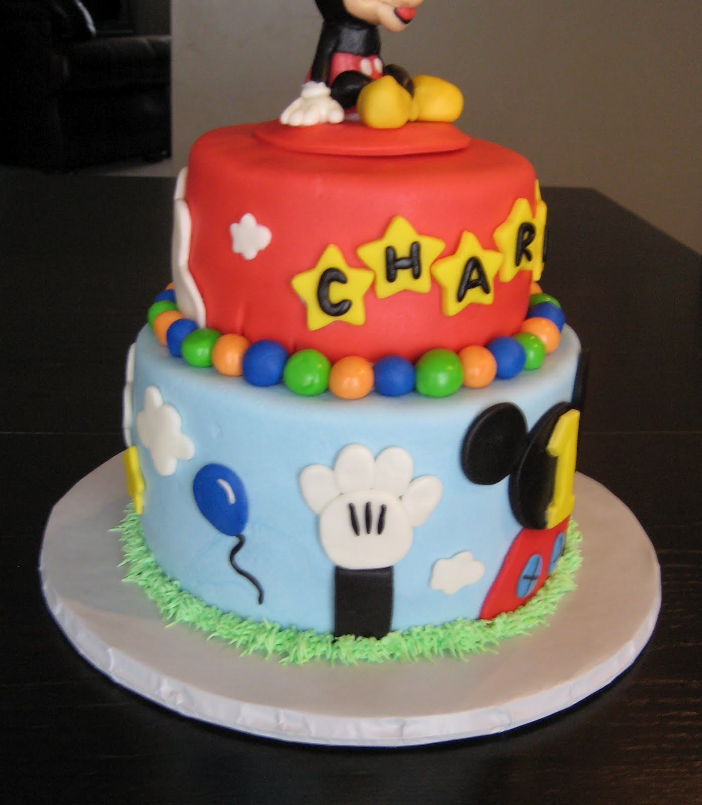 Mickey Mouse Clubhouse Cake