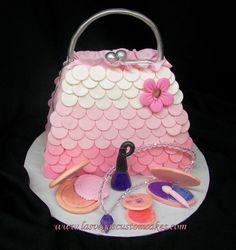 8 Photos of Makeup Purse Shaped Cakes