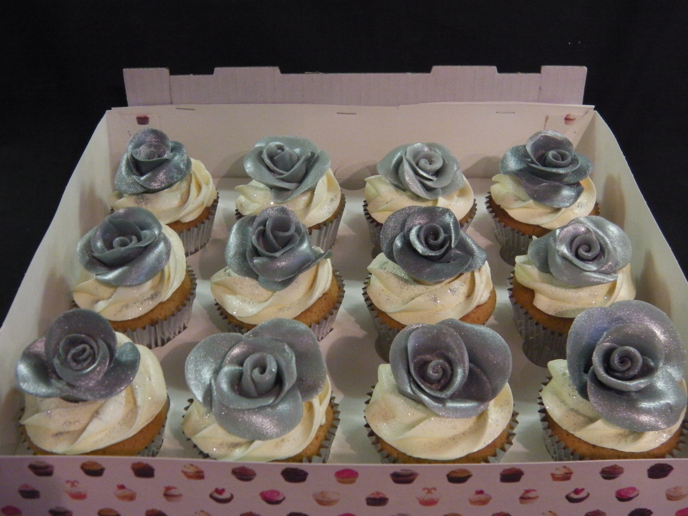 Silver Wedding Anniversary Cupcakes