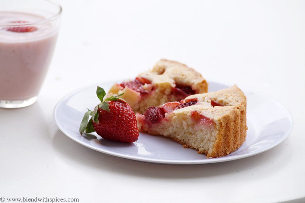 Summer Strawberry Cake Recipe