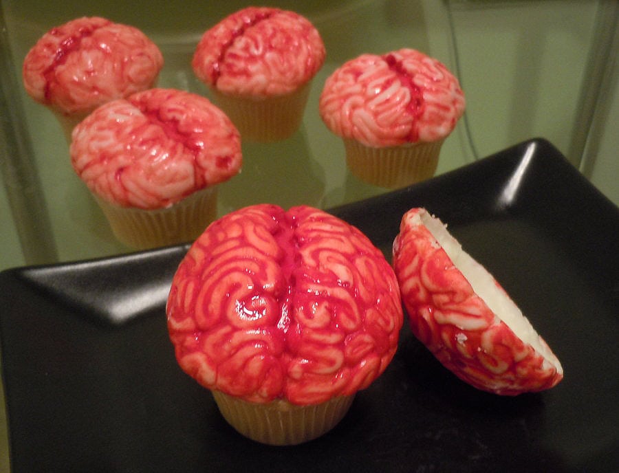 5 Photos of Halloween Brain Cupcakes