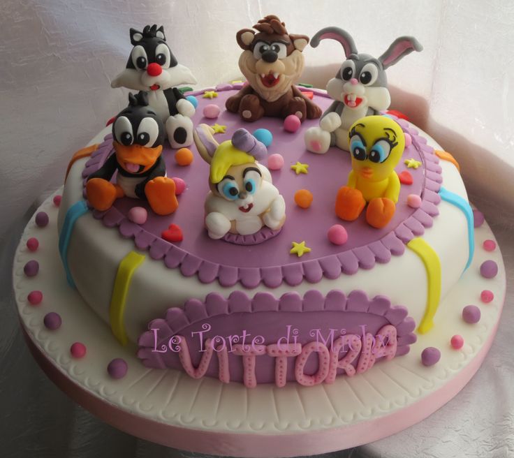 Baby Looney Tunes Cake