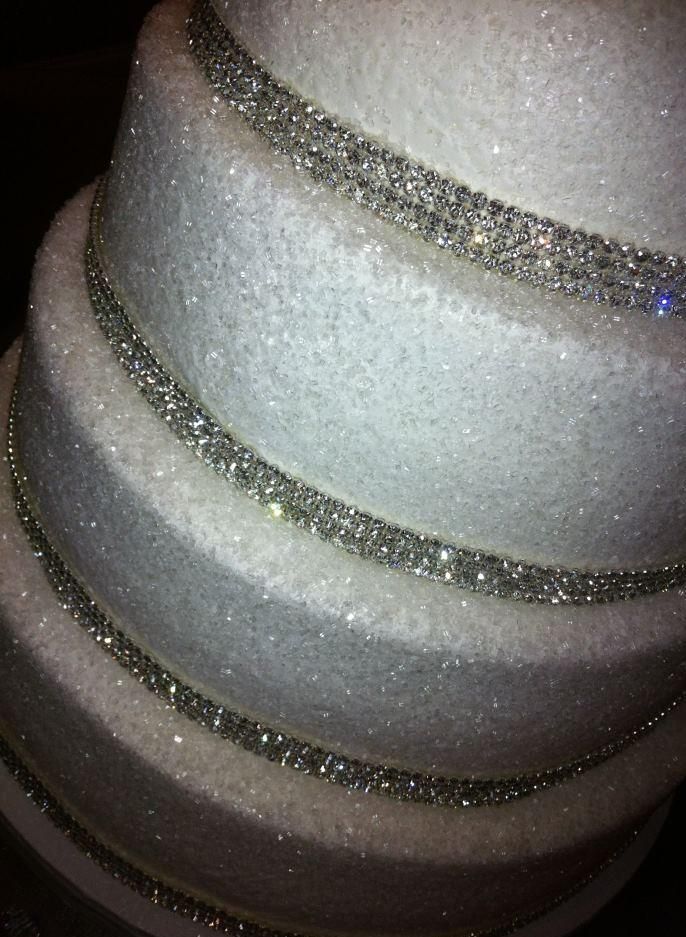 Beautiful Sparkling Wedding Cake