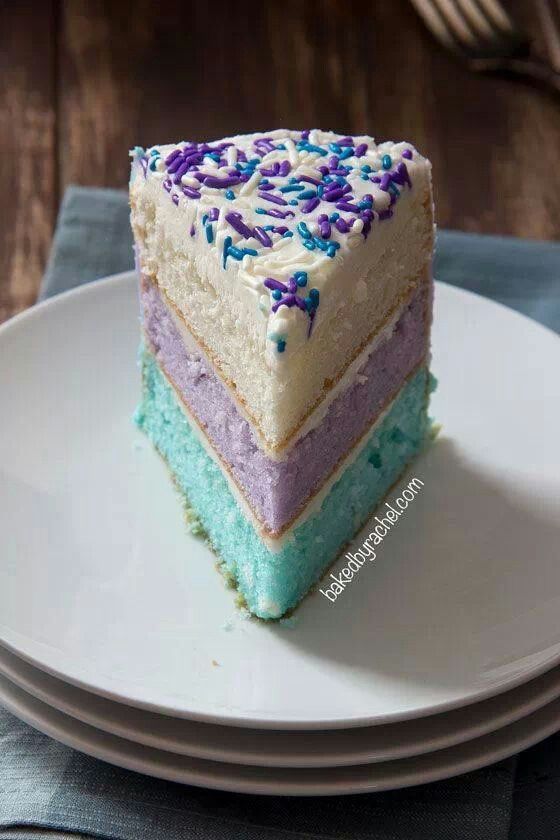 6 Photos of Frozen Cakes 2 Layers