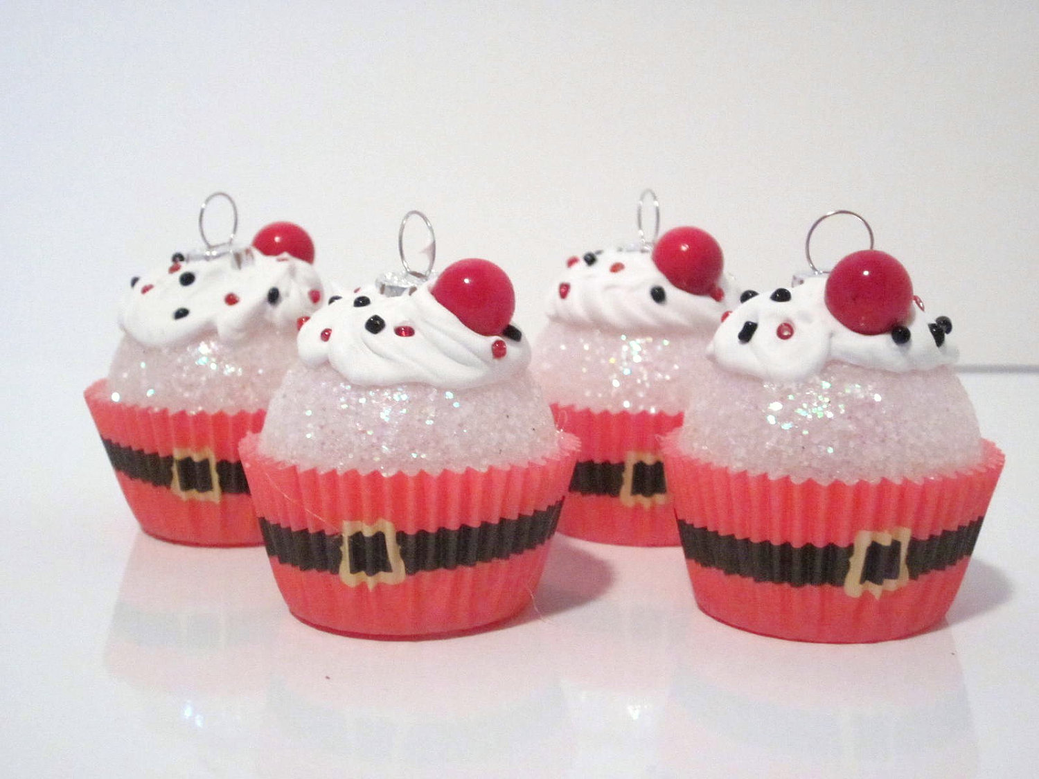 Christmas Ornament Cupcakes