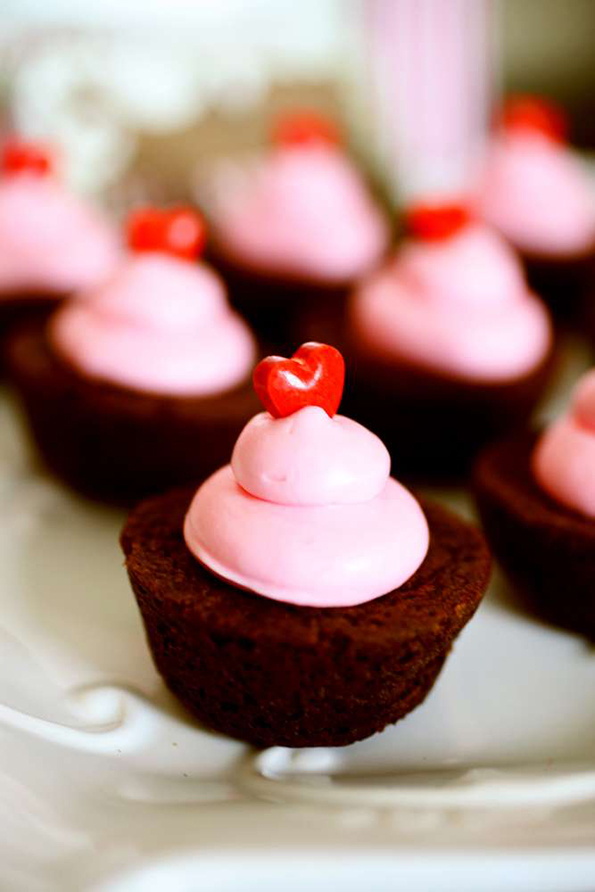 Cute Valentine's Day Cupcakes