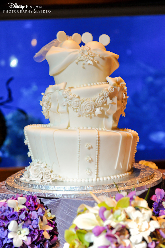 8 Photos of Disney World Wedding Cakes