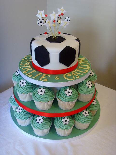 11 Photos of Music And Football Cakes