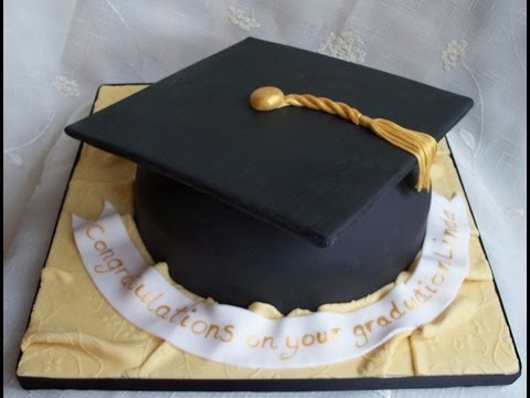 Graduation Cap Cake