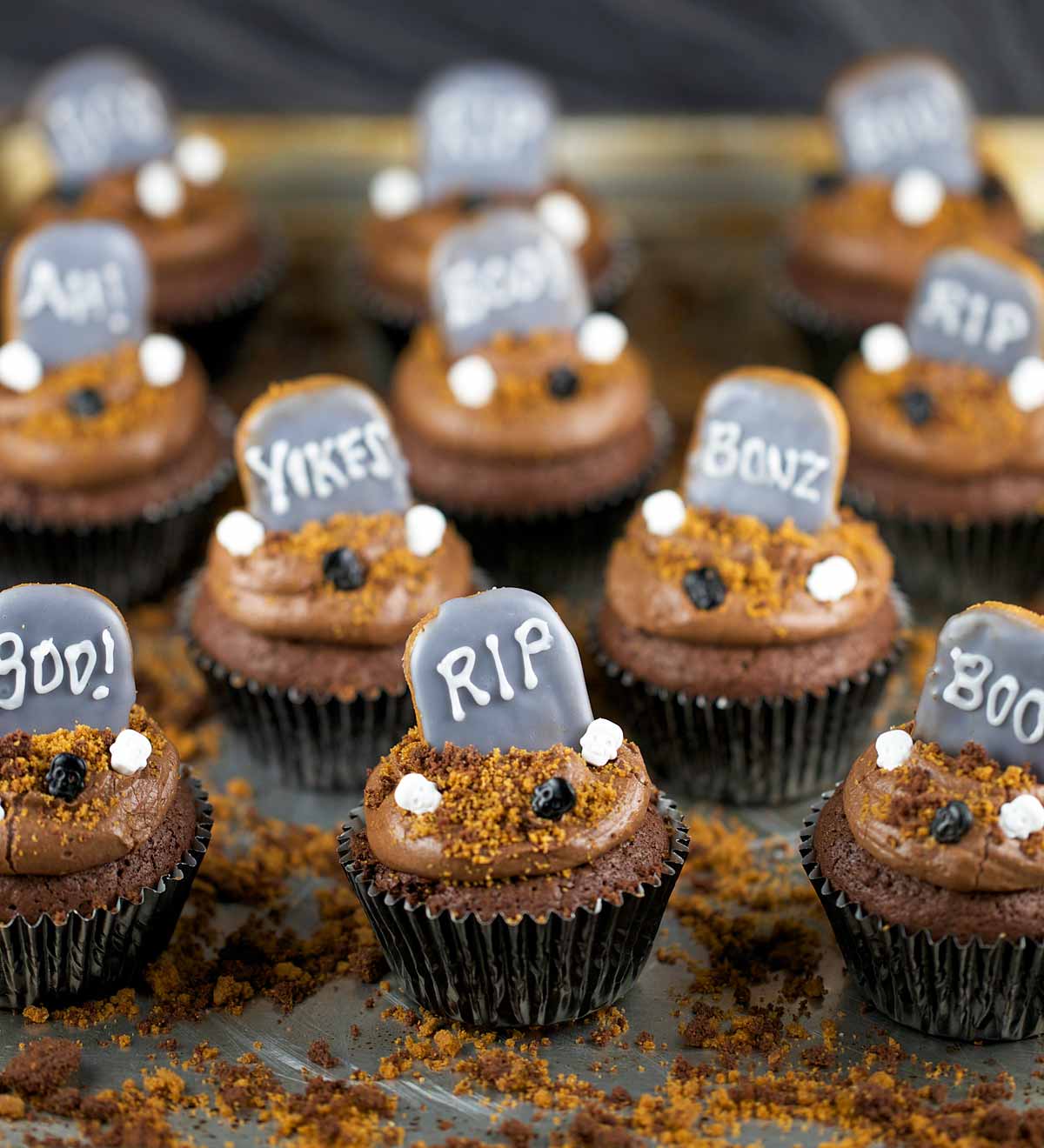 Graveyard Cupcakes Halloween