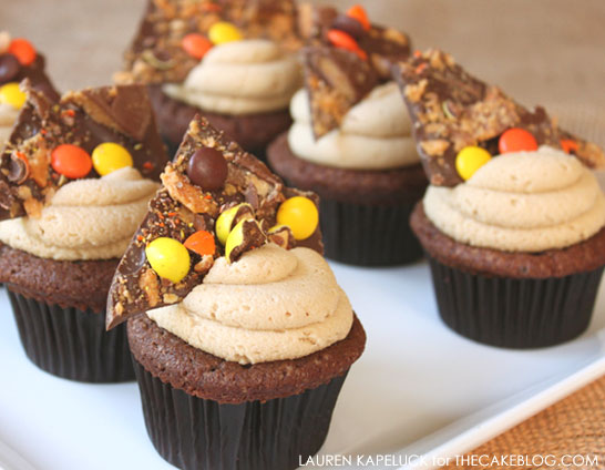 9 Photos of Halloween Cupcakes With Candy