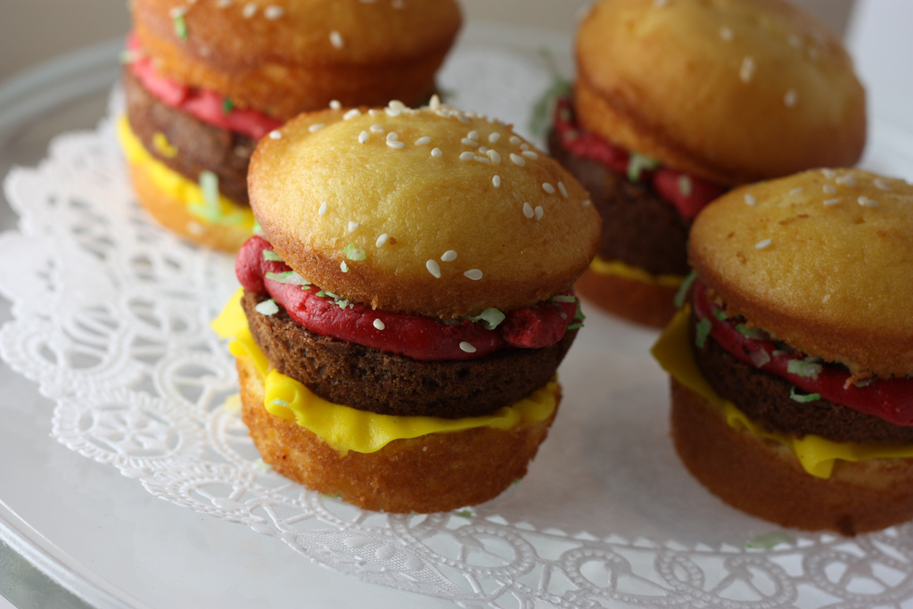 Hamburger Cupcakes