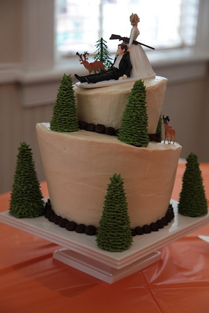 Hunting Grooms Cake