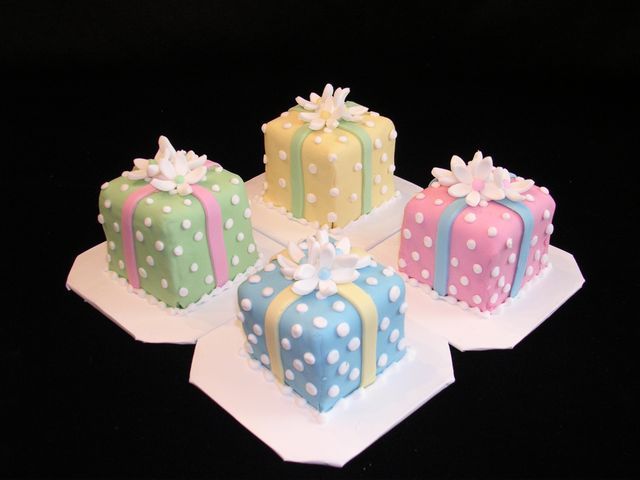 Mini Polka Dot Cake