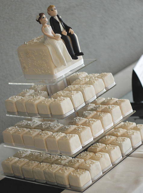 Mini Square Wedding Cakes