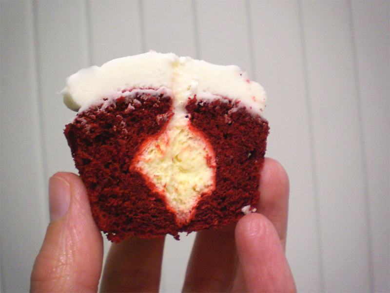 11 Photos of Red Velvet Stuffed Cheesecake Cupcakes