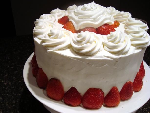 Strawberry with Cheesecake Layer Cake